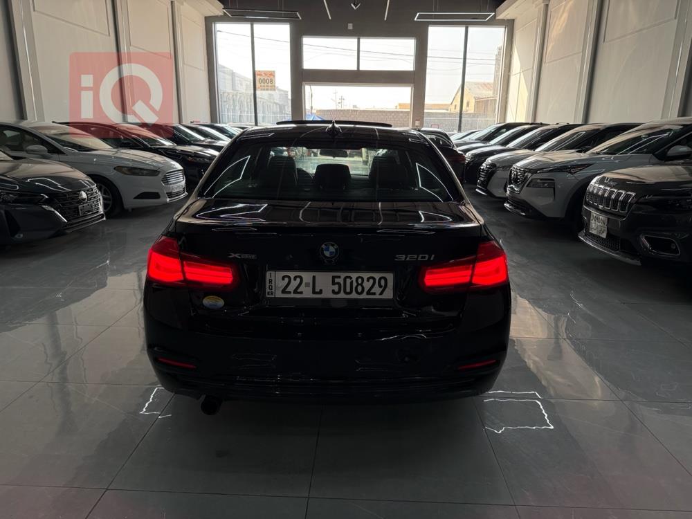 بي ام دبليو الفئة 3